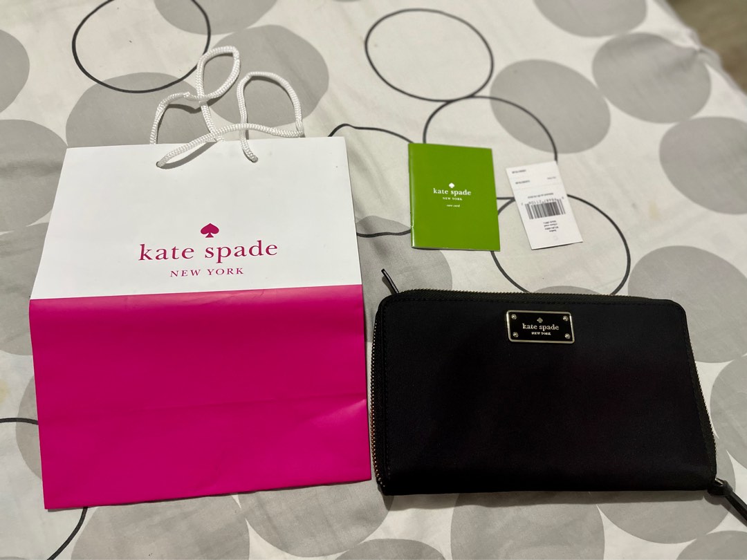 Authentic KateSpade Kaden Nylon Wallet, Luxury, Bags & Wallets on Carousell