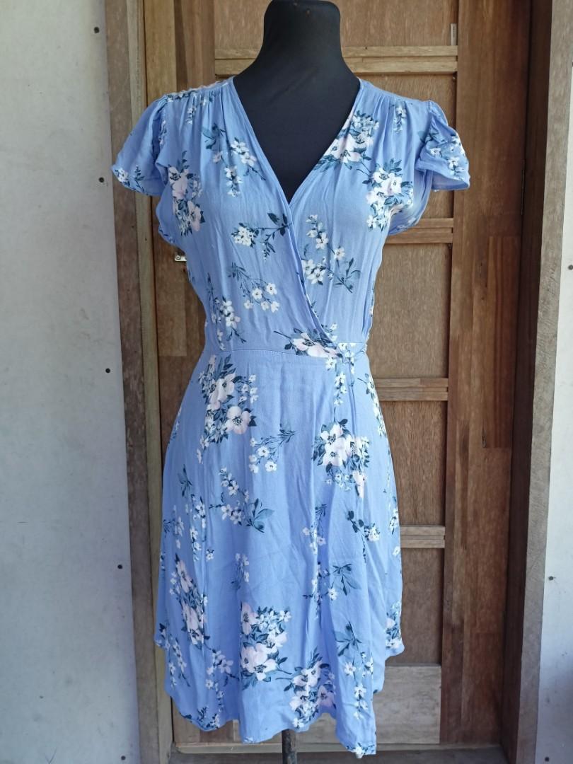 Floral Print Blue Wrap Around Dress main image 1