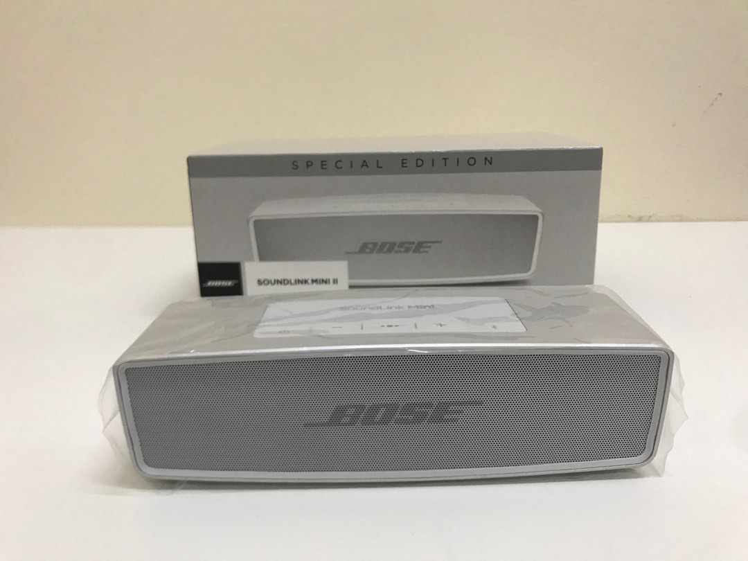 Bose Soundlink Mini II Bluetooth Speaker Silver - Urban Gadgets PH