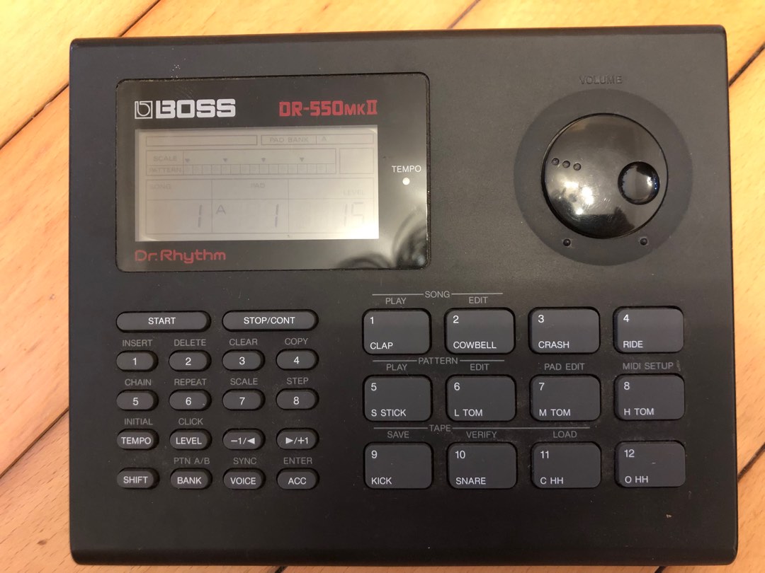 Boss DR550 MKII Drum Machines (Made in Japan), 興趣及遊戲, 音樂樂器 & 配件, 樂器
