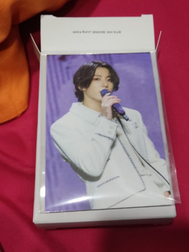 BTS Jungkook Hybe Insight Mic Badge Photocard, Hobbies & Toys