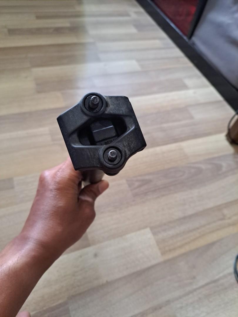 Canyon G5 dropper seatpost, Sports Equipment, Bicycles & Parts, Parts