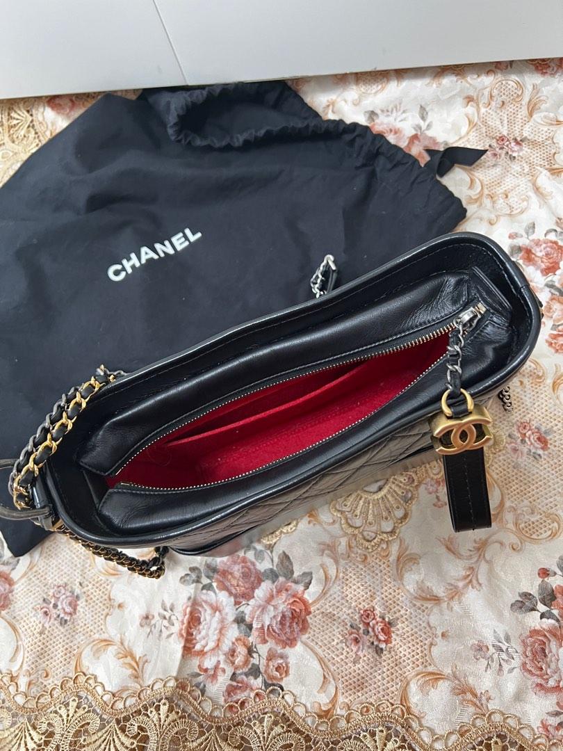 Chanel Small Gabrielle Hobo Bag Black Leather ref.144311 - Joli Closet