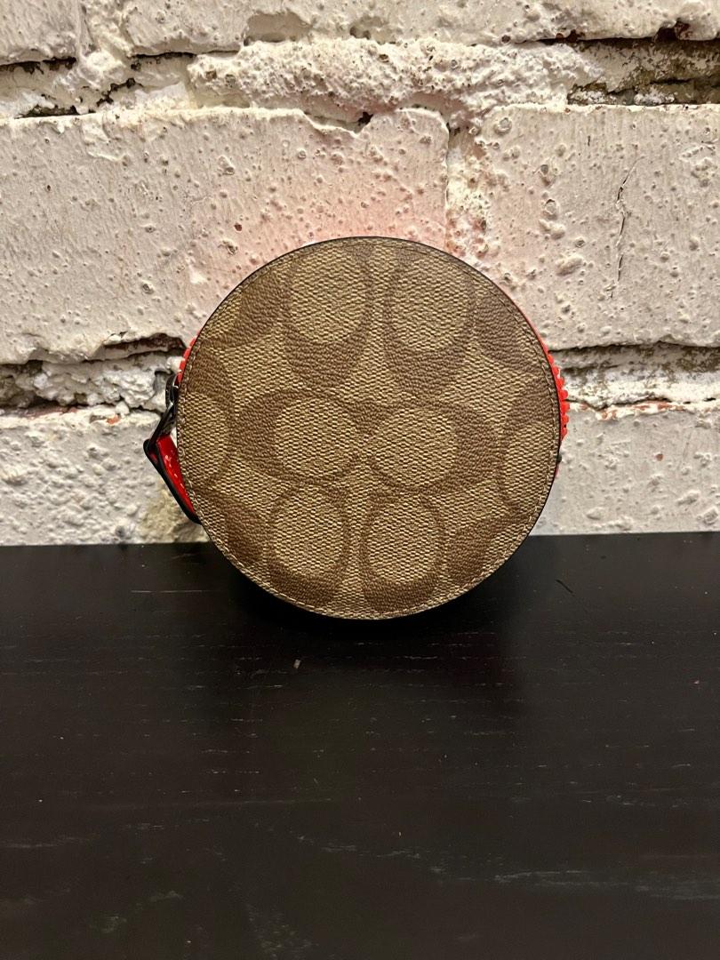 Coach Circular Coin Pouch With Strawberry Print | Coin pouch, Strawberry  print, Printed bags