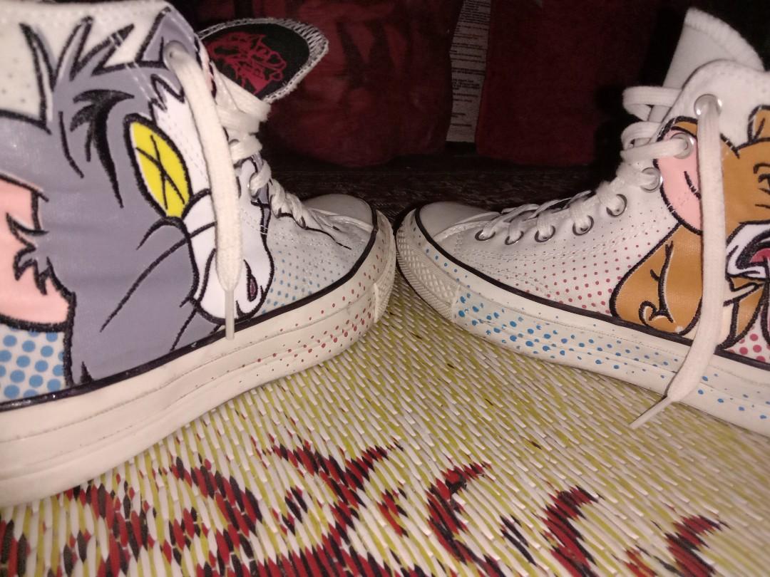 Converse hot sale tom jerry