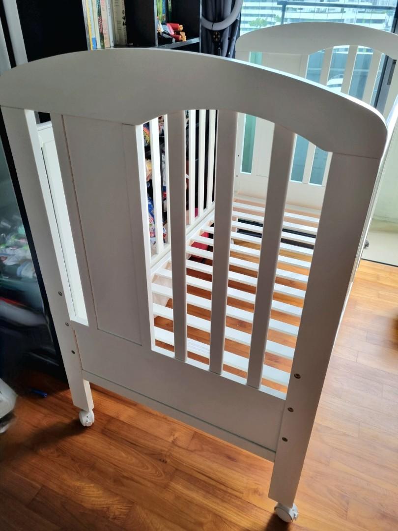 Convertible Baby Cot, Babies & Kids, Baby Nursery & Kids Furniture