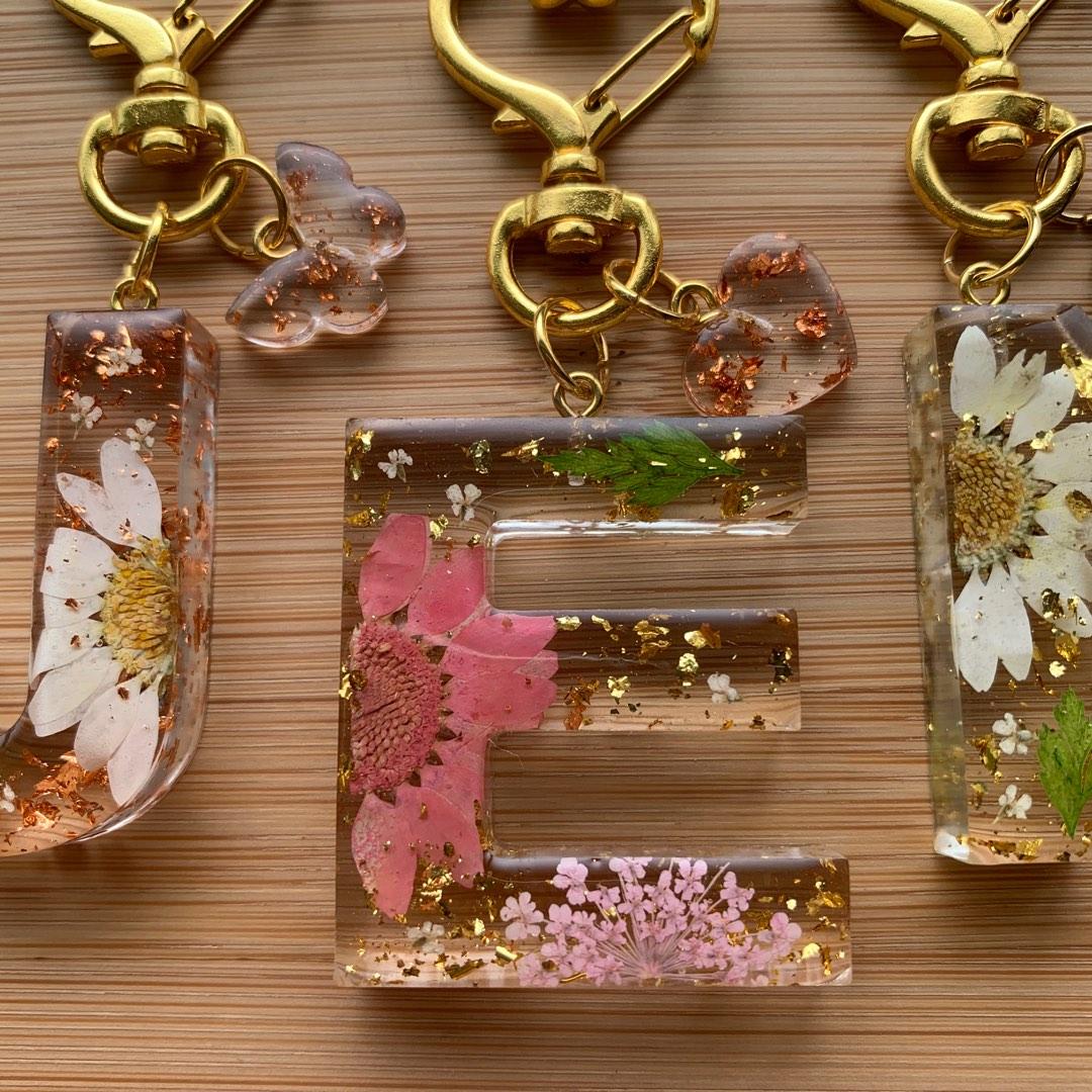 Customisable Floral Resin Alphabet KeyChain, Hobbies & Toys, Stationery