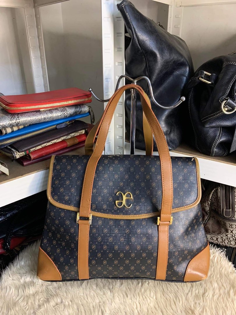 Esquire vintage shoulder bag, Women's Fashion, Bags & Wallets, Shoulder