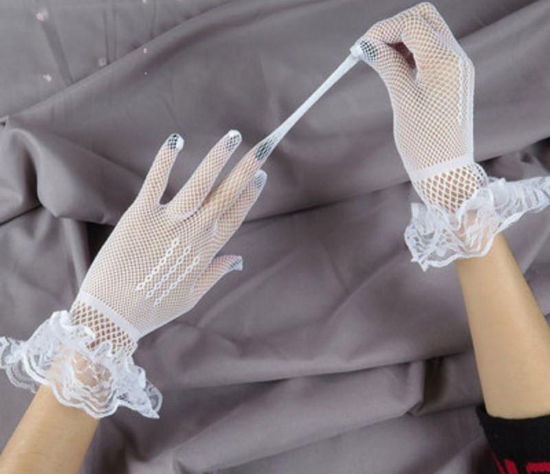 Gloves free delivery store