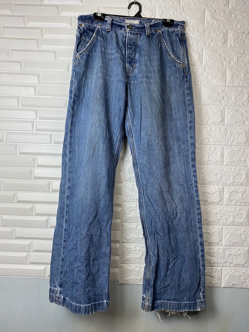 Gap workwear sales