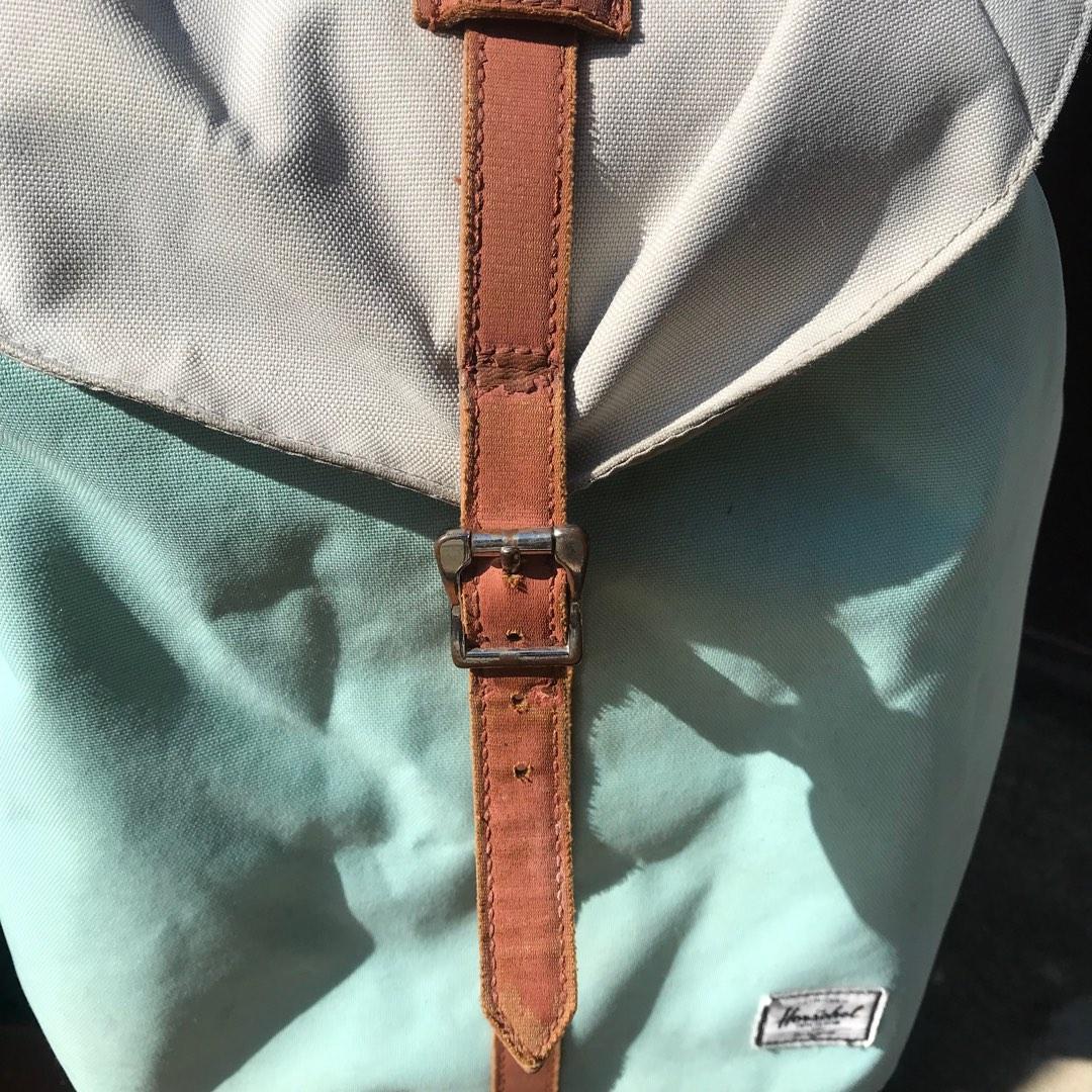 Herschel One Strap Backpack, Women's Fashion, Bags & Wallets, Backpacks