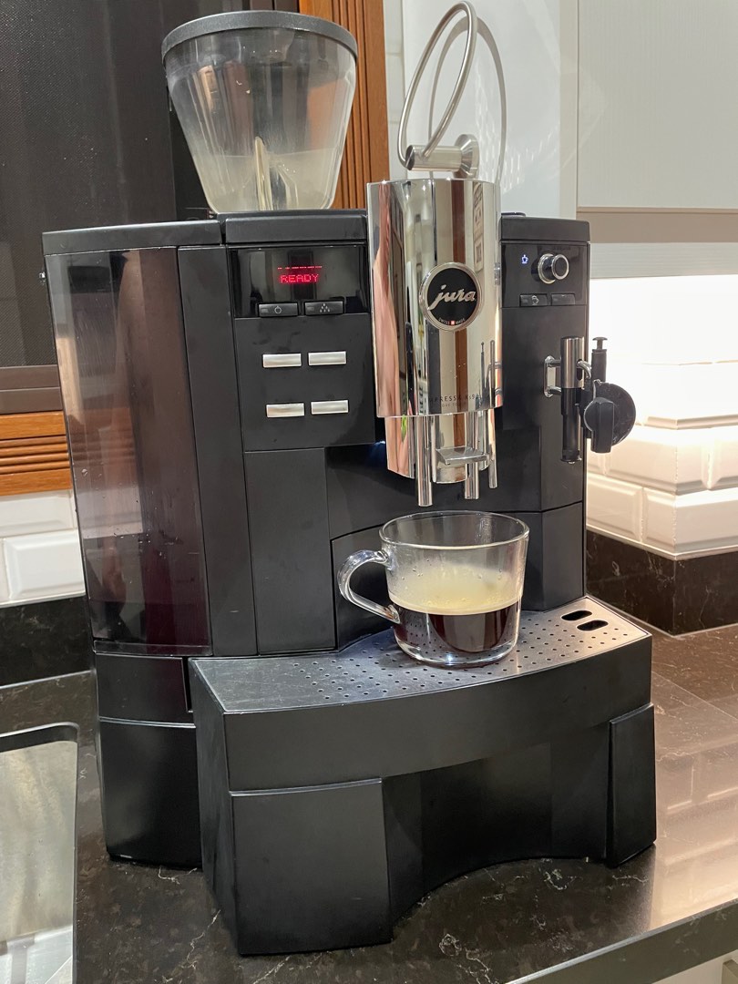 Jura Xs90 Super Automatic Coffee Machine, TV & Home Appliances, Kitchen