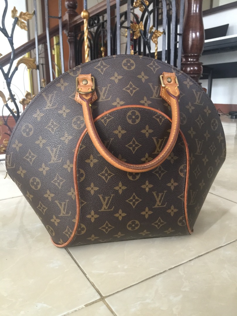 Louis vuitton store ellipse mm