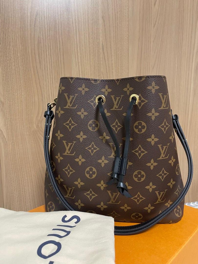 Louis Vuitton Neonoe MM Black/Beige in Cowhide Leather with Gold-tone - US
