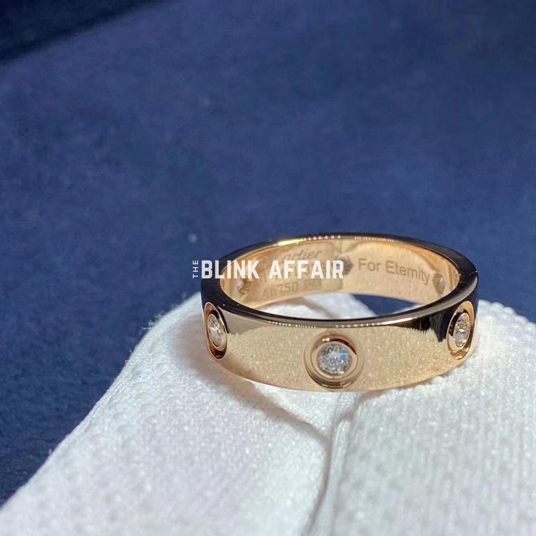 Cartier love discount ring 8 diamonds