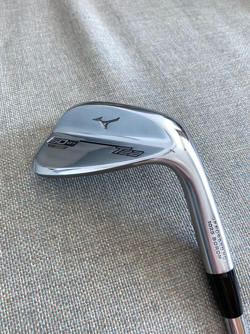 Mizuno T22 50 Degree Gap Wedge, Sports Equipment, Sports  Games, Golf on  Carousell