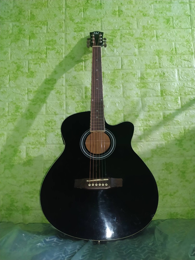 NASHVILLE ACOUSTIC ELECTRIC GUITAR, Hobbies & Toys, Music & Media, Musical Instruments on Carousell