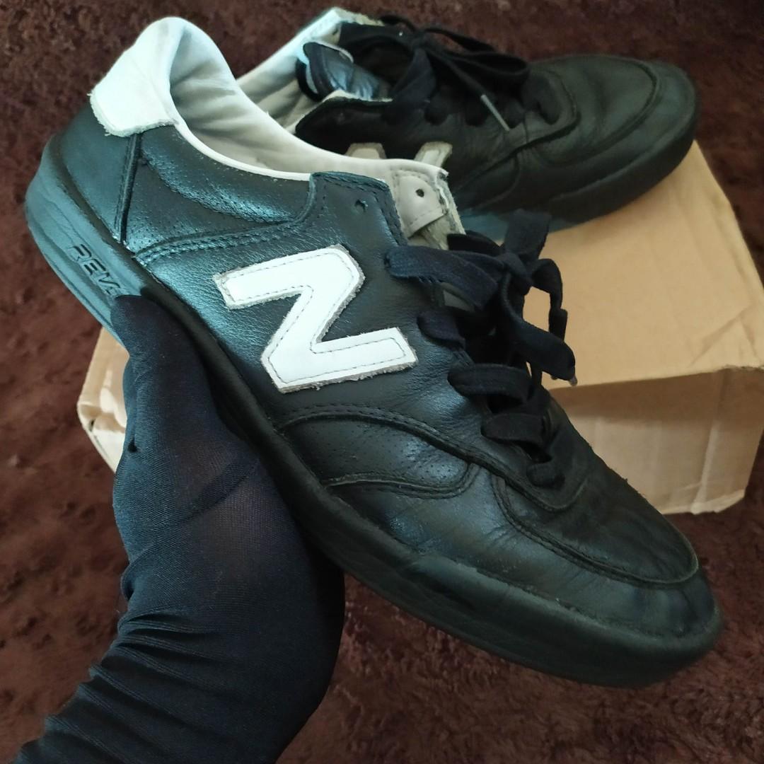 New balance clearance crt300 black leather