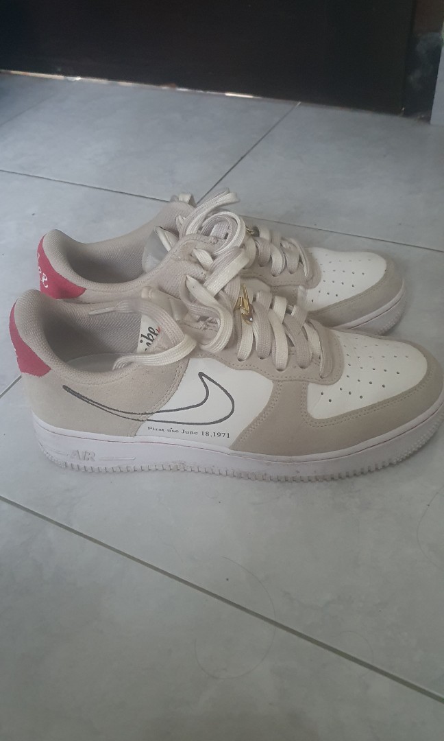 Nike Air Force 1 First Use Size 9 US/42,5, Fesyen Pria, Sepatu