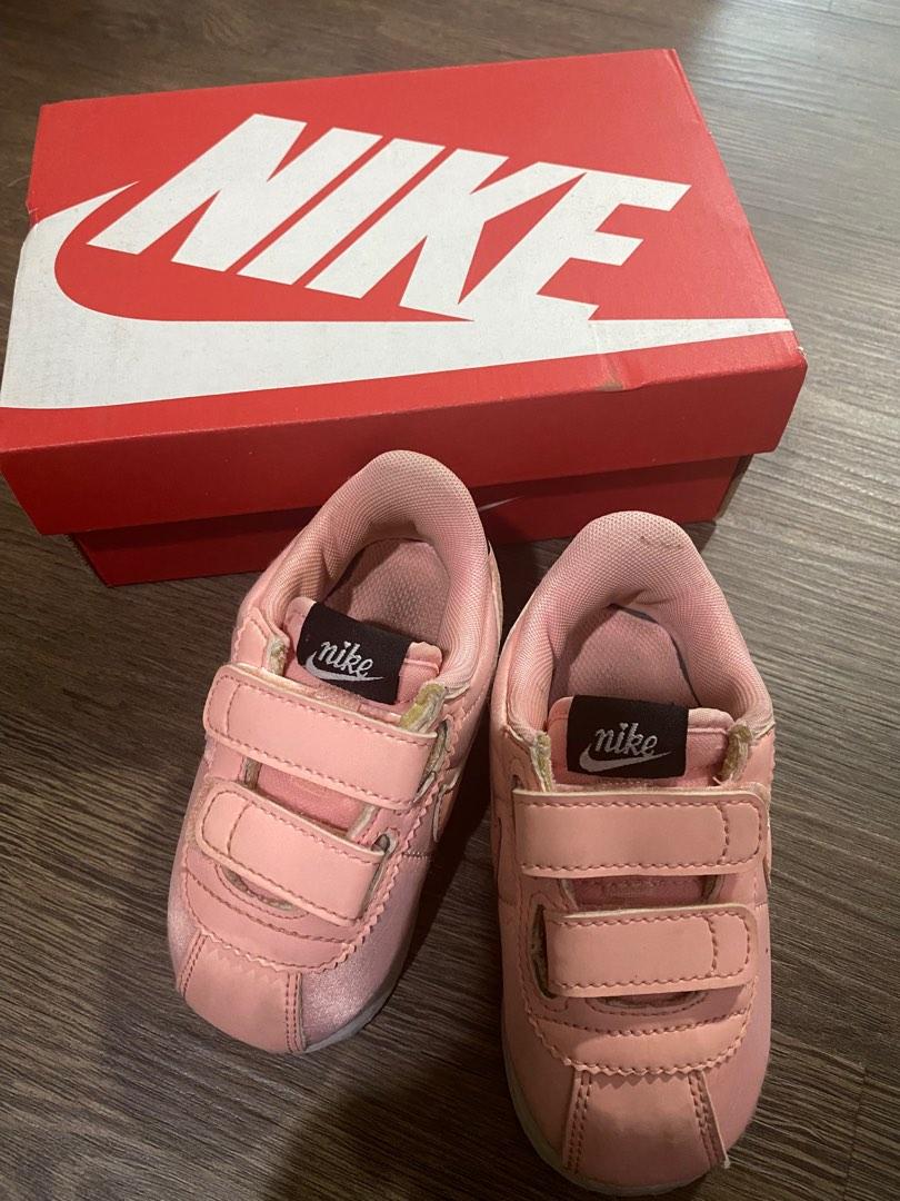 Baby girl store nike cortez