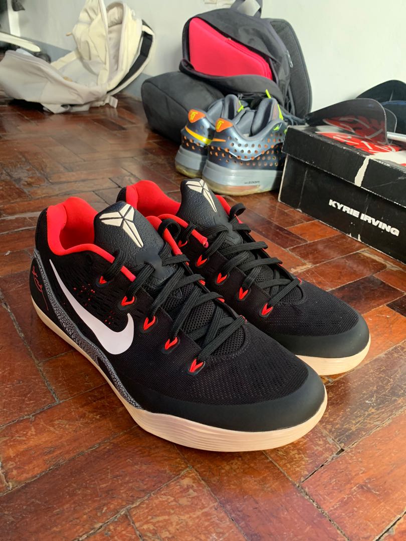 size 9 nike kobe shoes