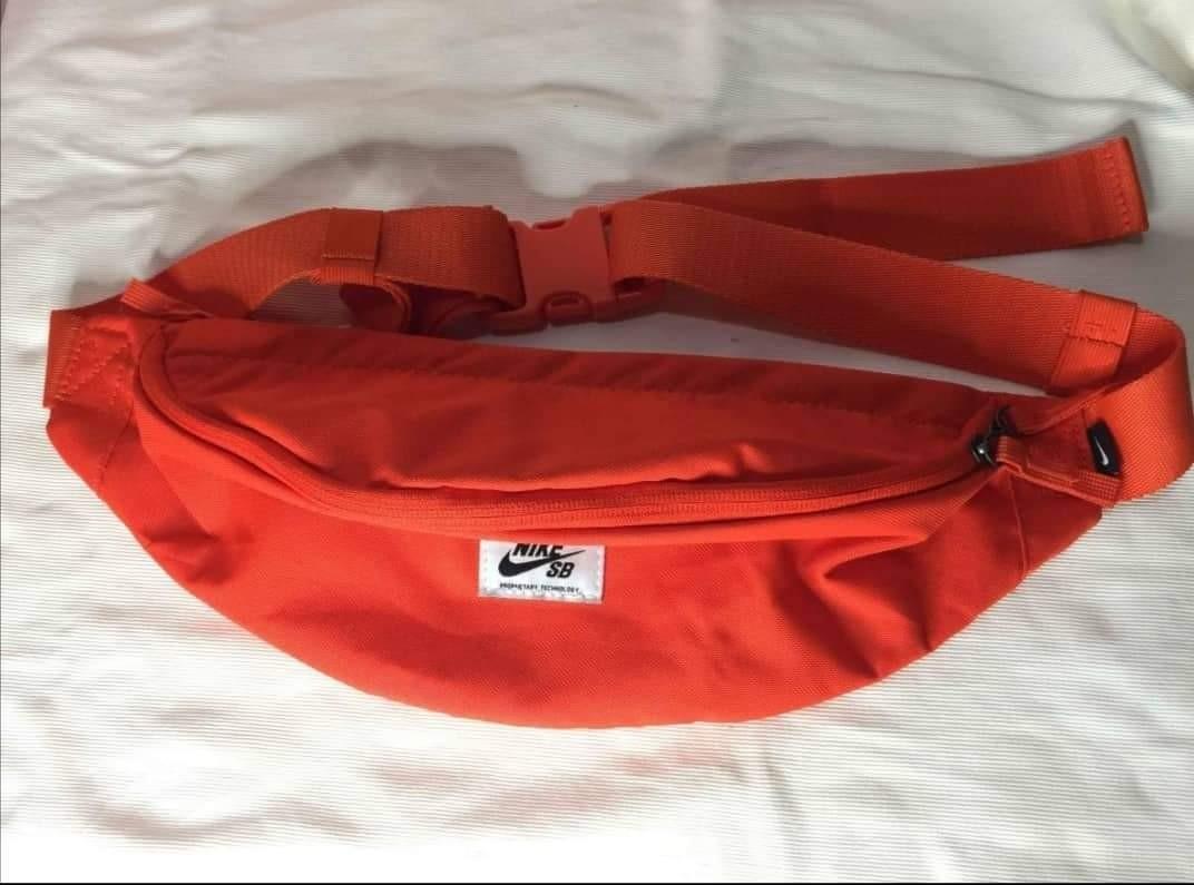 mens nike sb heritage hip pack
