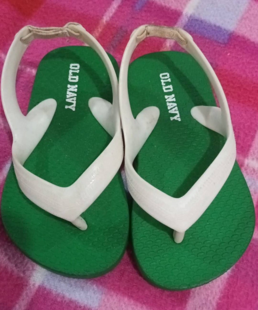 old navy slippers, Babies & Kids, Babies & Kids Fashion on Carousell