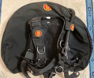 （分類：）位於 。 由 gr8dayn 提交（商品編號 1184849901，圖片 1）。簡介： 。