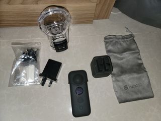 （分類：）位於 。 由 marcusleung1 提交（商品編號 1184874014，圖片 1）。簡介： 。