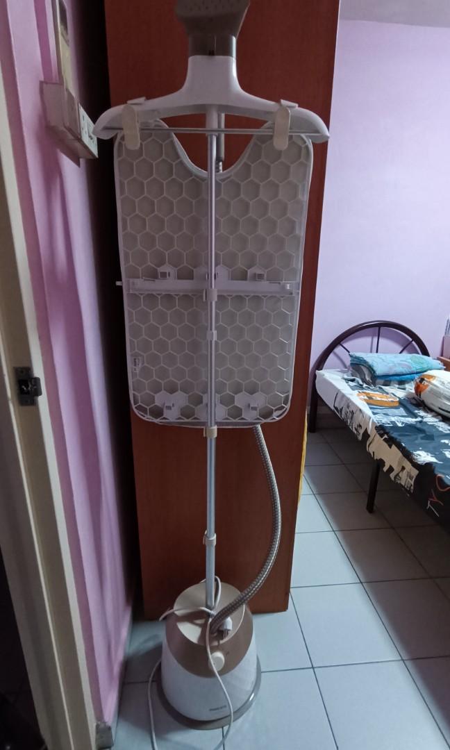 Philips Easytouch plus standing garment steamer GC524/66, TV & Home ...