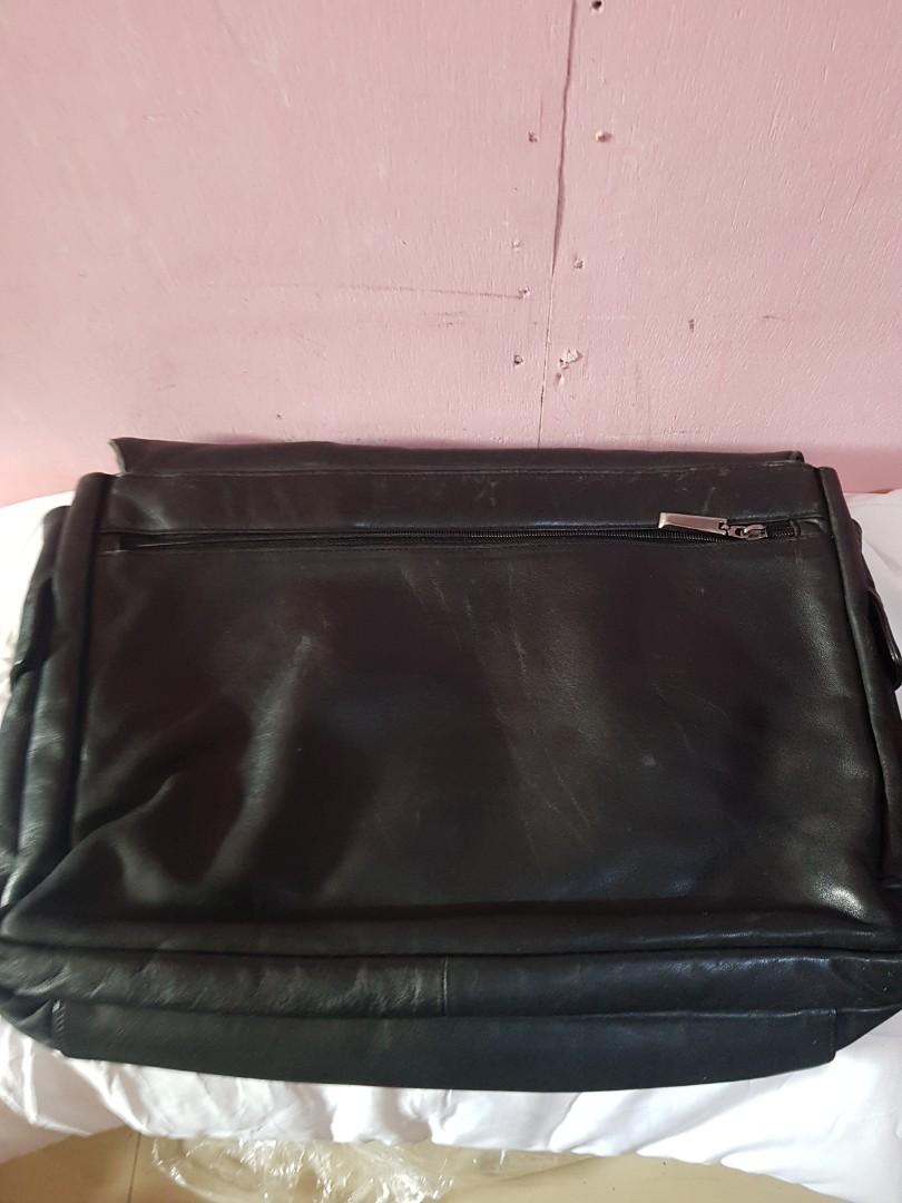 Preloved esquire laptop bag, Computers & Tech, Laptops & Notebooks on