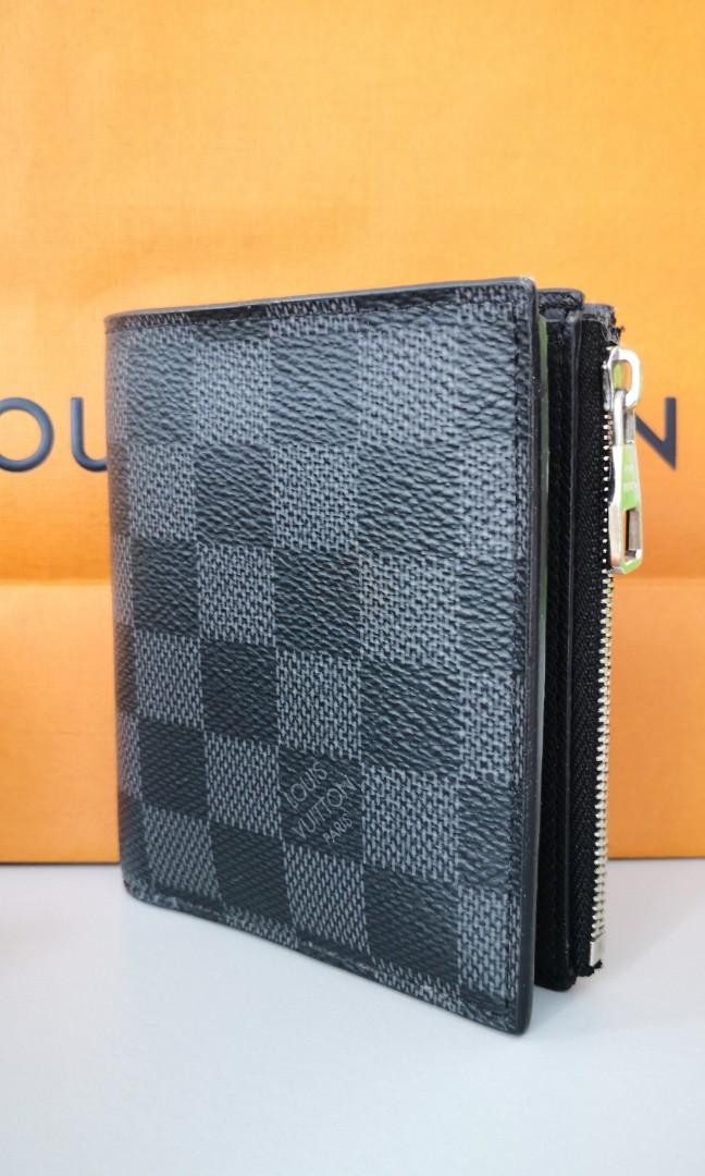 Louis Vuitton Damier Smart Wallet