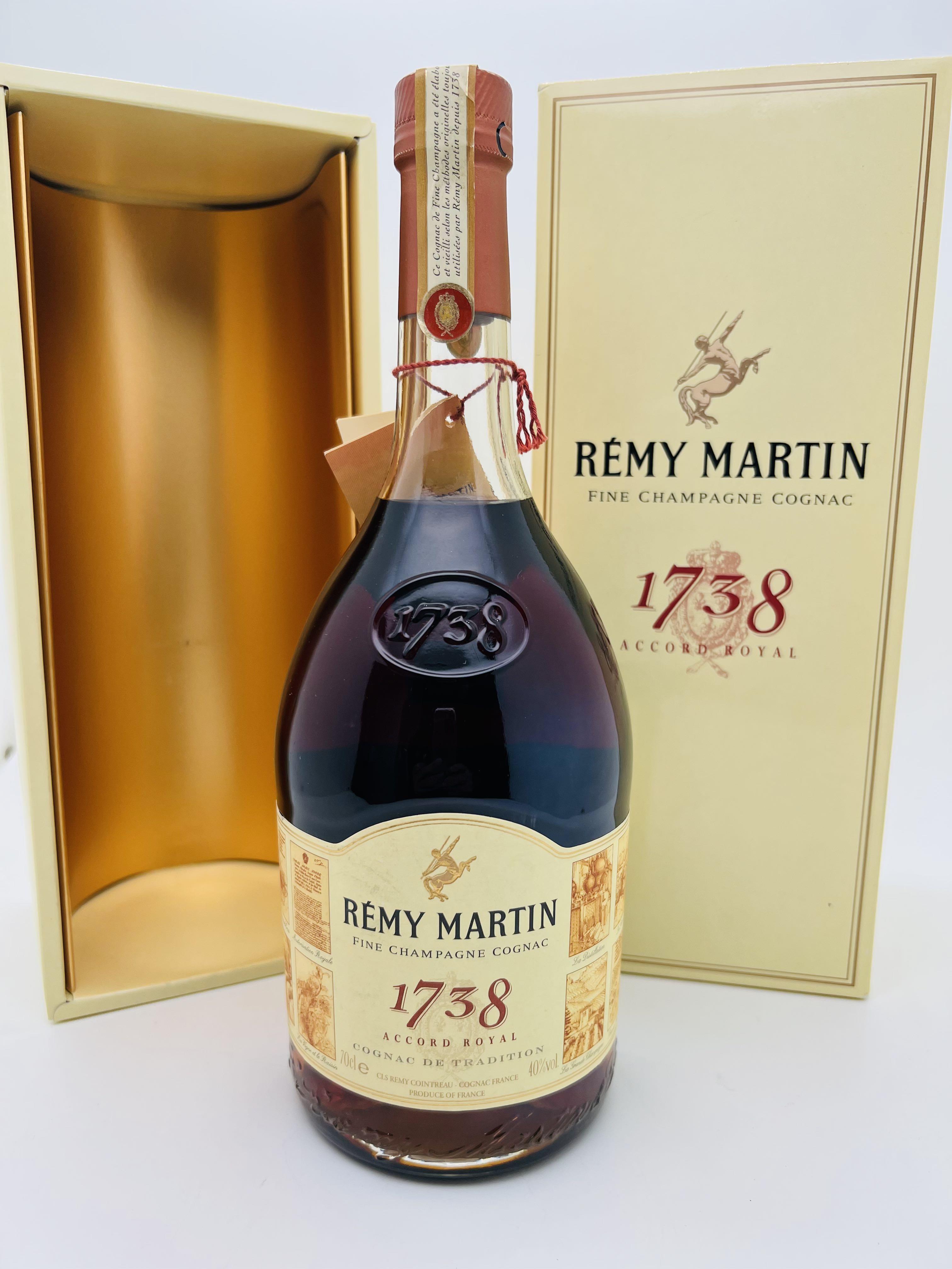 Remy Martin 1738 Accord Royal Cognac 700ml, 嘢食& 嘢飲, 酒精 ...