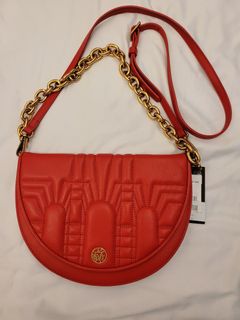 (Category: ) located in . Submitted by handbagger (Listing ID 1184831680, Image 1). Description: .