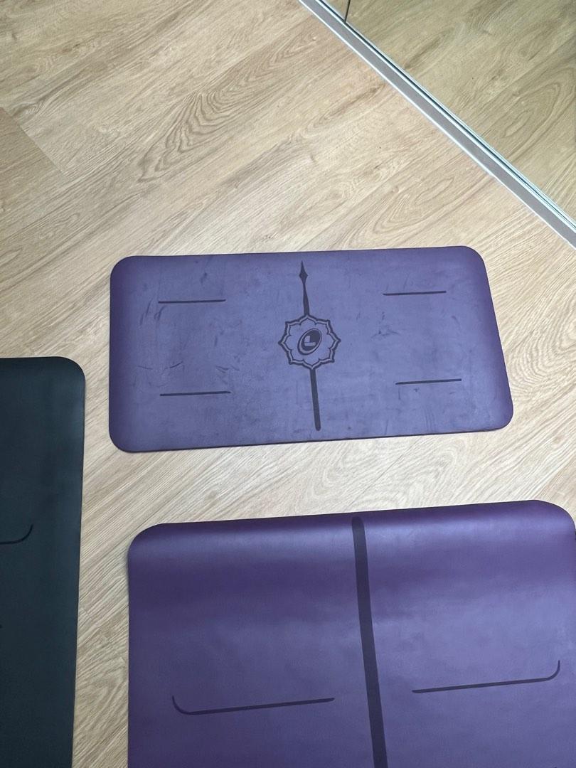 Small yoga mat, 運動產品, 其他運動配件- Carousell