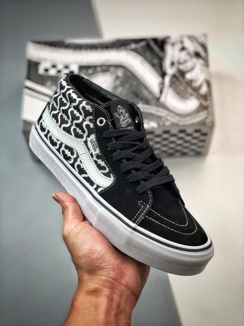 Supreme X Vans Grosso Mid Pro Men s Fashion Footwear Sneakers