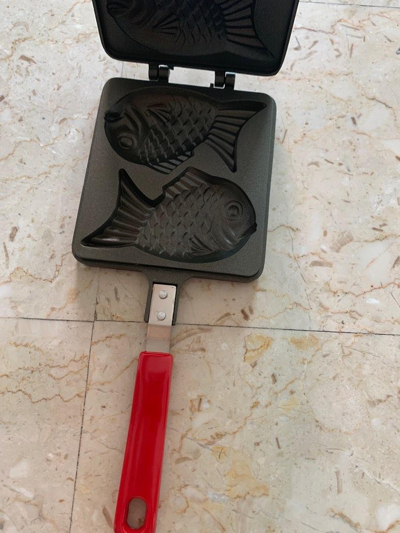 Taiyaki Fish Shaped Waffle Maker, Furniture & Home Living, Kitchenware