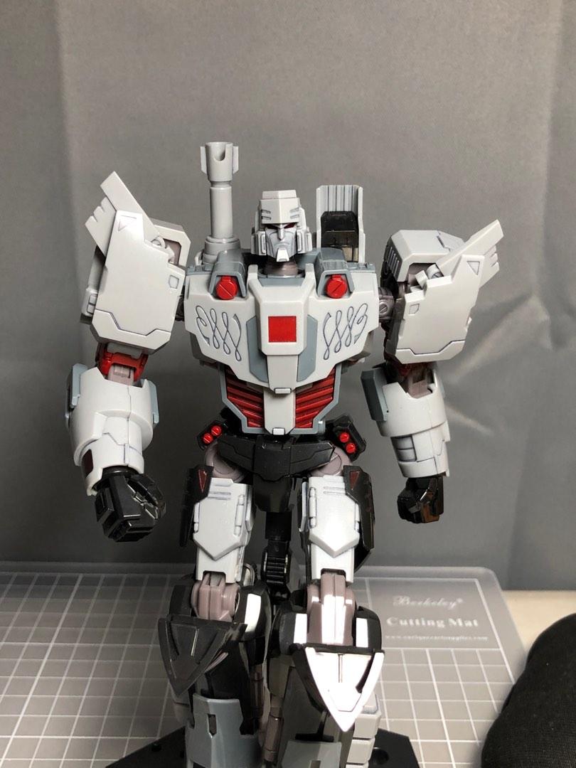 [UNBUILT] IDW Megatron Model Kit. Transformers Flame Toys Furai Model