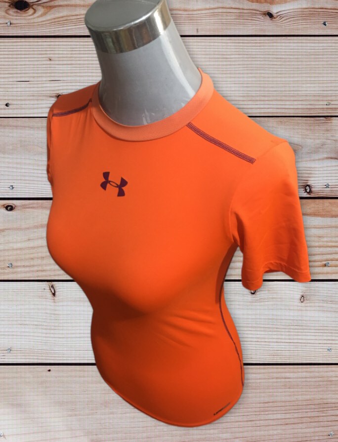 Under Armour heatgear Drifit UPF+50 active wear, Women's Fashion, Activewear on Carousell