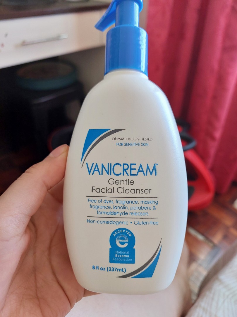 Vanicream gentle facial cleanser, Beauty & Personal Care, Face, Face Care  on Carousell