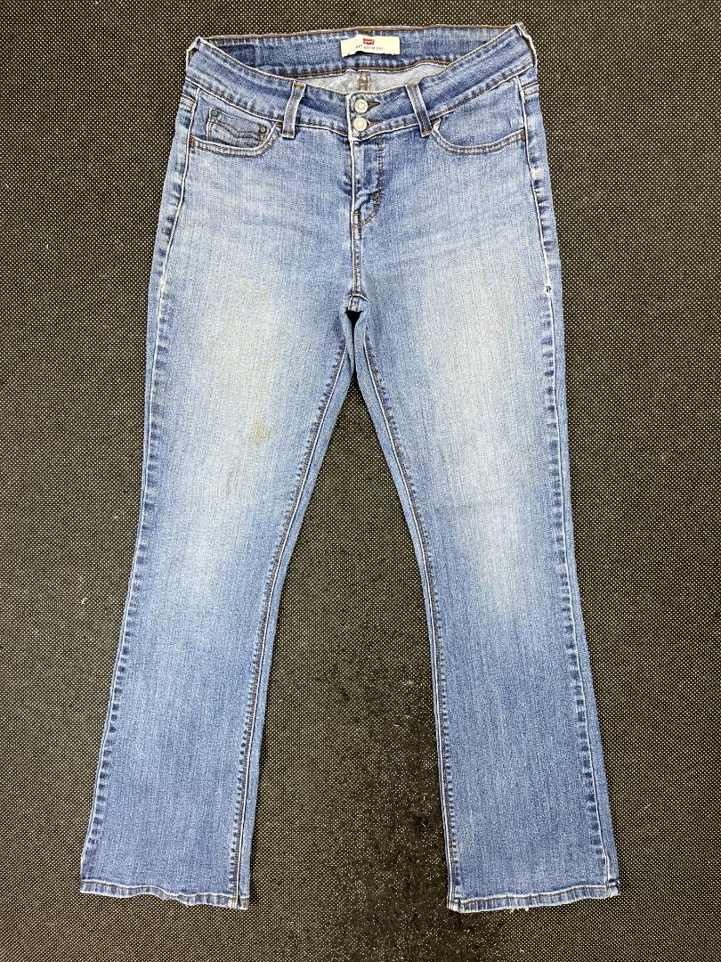 Vintage Levis 526 Slender Boot Flare Jeans - JP087, Women's Fashion,  Bottoms, Jeans & Leggings on Carousell