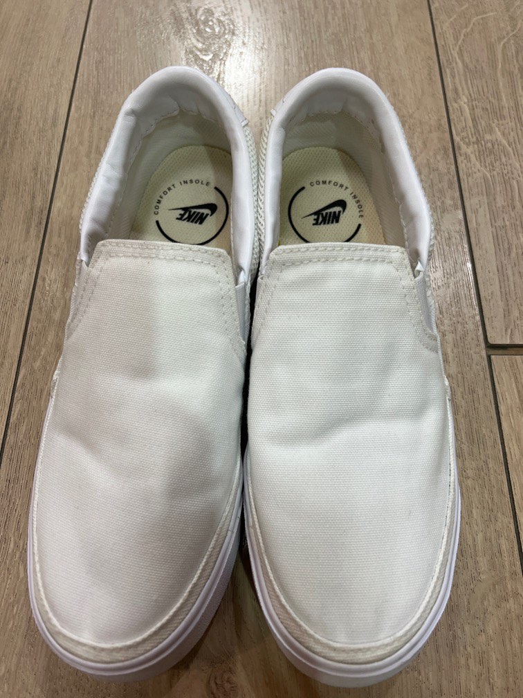 Womens Nike court legacy shoes sz 8 Women s Fashion Footwear