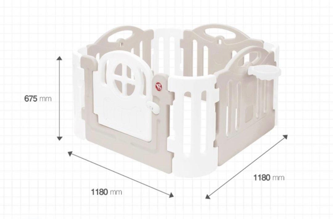 4 PANEL PLAYPEN PLAY FENCE FOR BABIES. PERFECT FOR CONDO, Babies & Kids