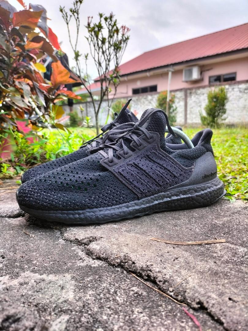 Ultra boost deals clima black