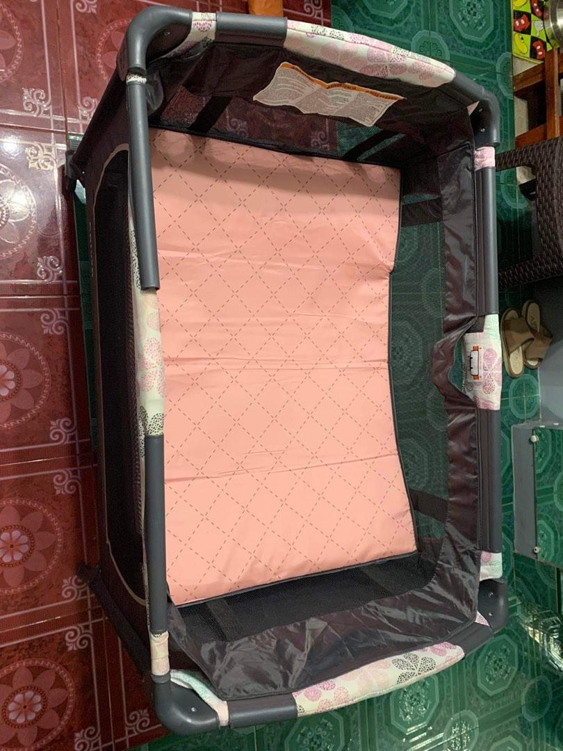 Apruva baby crib Clearance