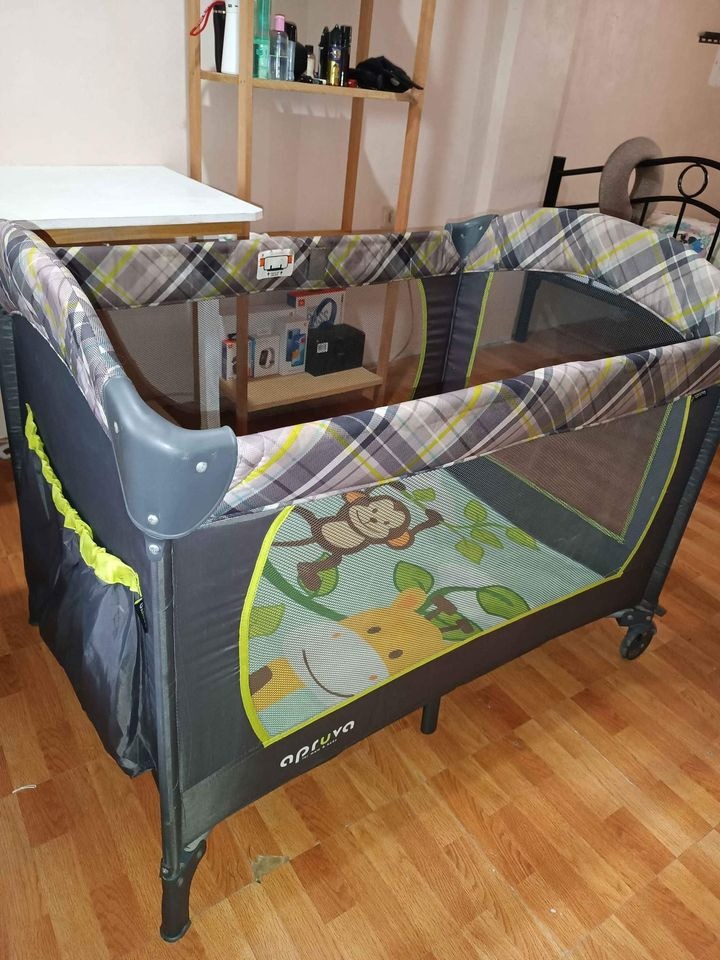 Apruva crib, Babies & Kids, Baby Nursery & Kids Furniture, Cots & Cribs