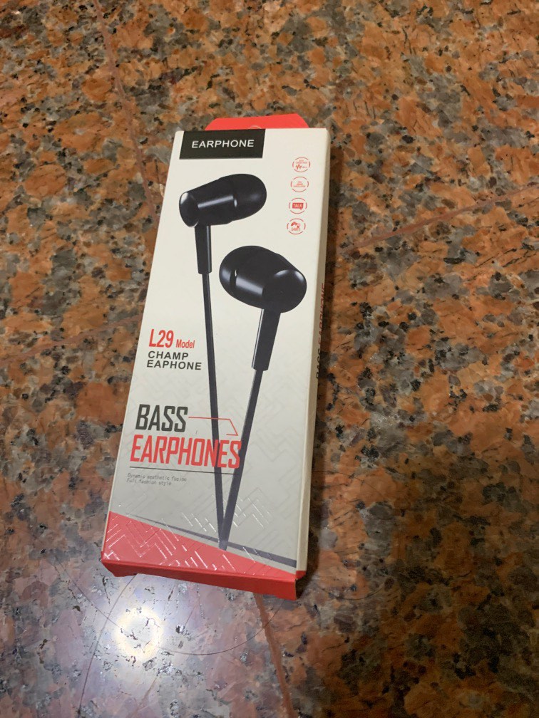 bass earphones