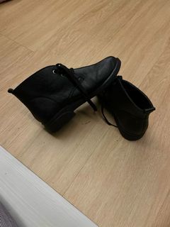 (Category: ) located in . Submitted by traderjane01 (Listing ID 1185078094, Image 1). Description: .