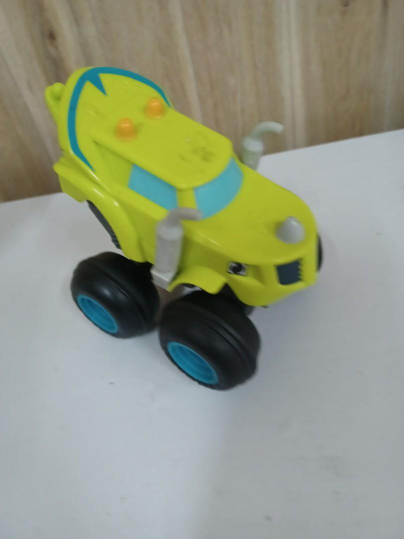 Rhino blaze and cheap the monster machines