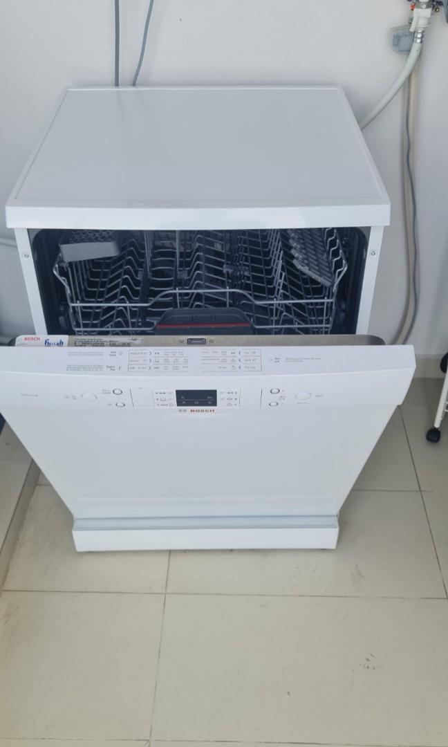 Bosch SMS63L03EA Dishwasher 12 place settings, TV & Home Appliances